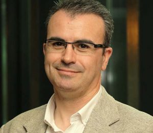 Carlos Fonseca Contactos 300x261 1