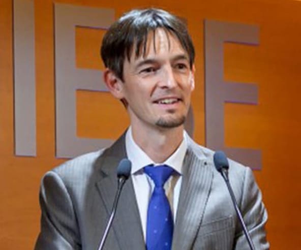 Sebastian Reiche 592x492 1