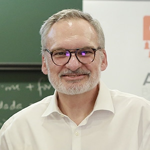 PADIS 2023 Jose Miguens 300x300 1