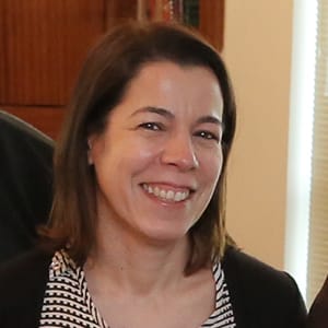 Raquel Faria 300 x 300|Raquel-Faria-547x470