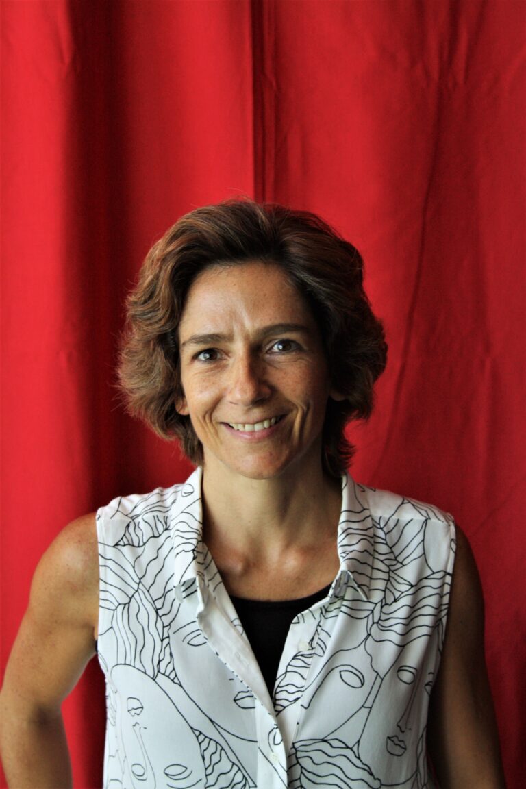 claudia almeida e silva scaled