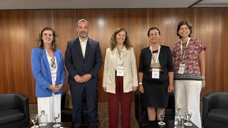 Humanizar a Inteligencia Artificial 2560x1440 1